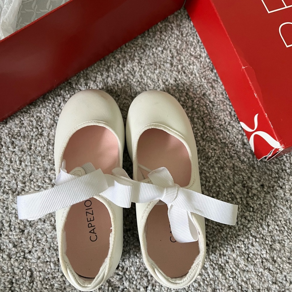 Capezio Girls tap shoes with White Ribbon